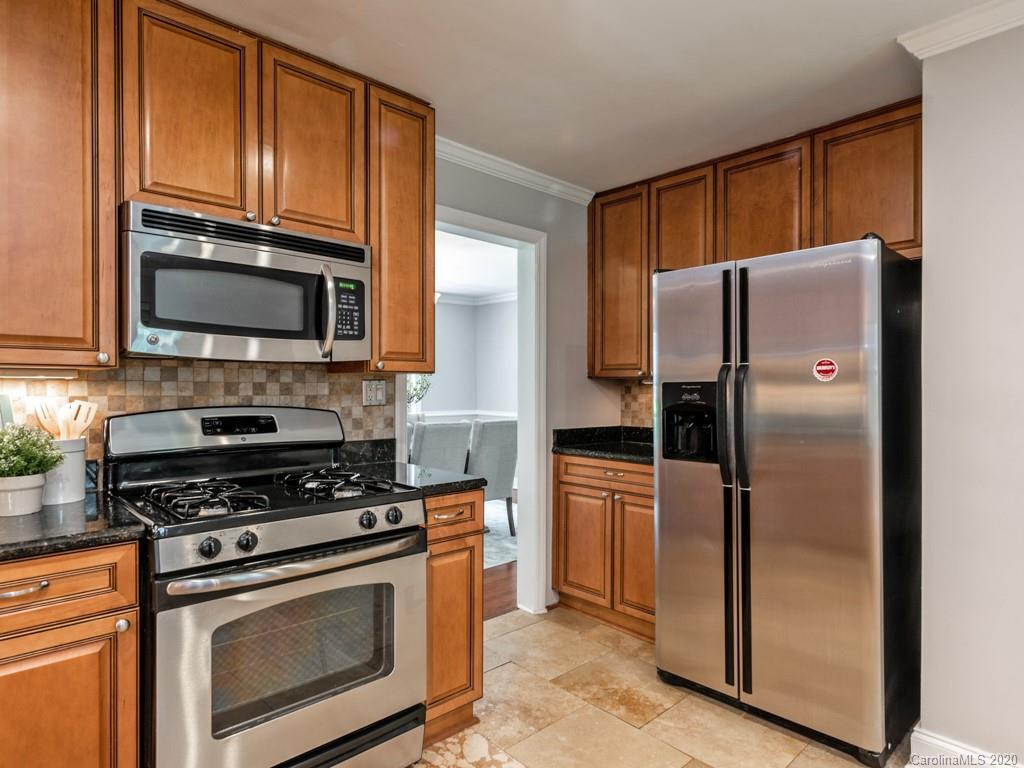 5609 Murrayhill Road Charlotte, NC 28210 - Photo 11 of 27 Gallery Image 11