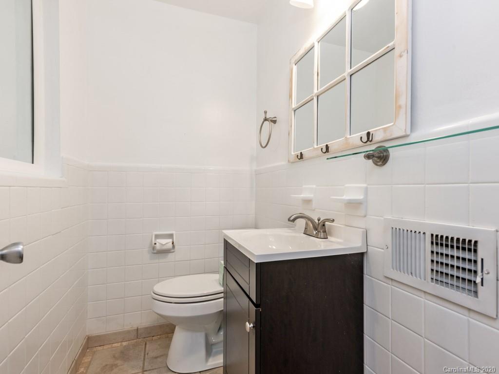 5609 Murrayhill Road Charlotte, NC 28210 - Photo 17 of 27 Gallery Image 17