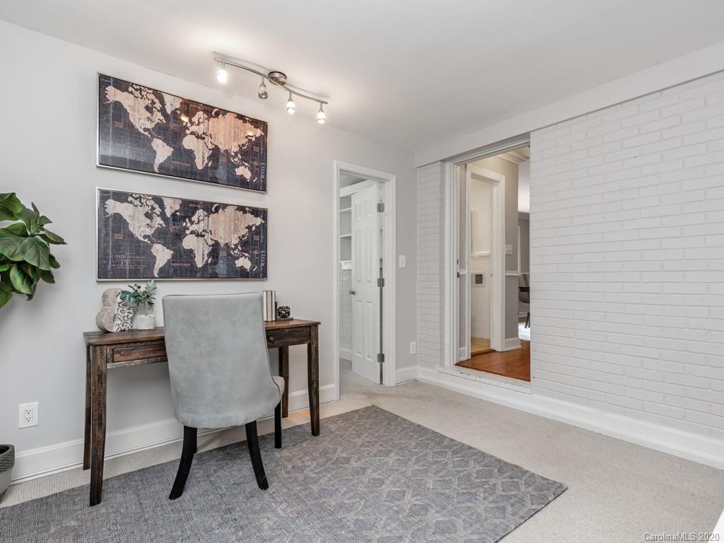 5609 Murrayhill Road Charlotte, NC 28210 - Photo 19 of 27 Gallery Image 19