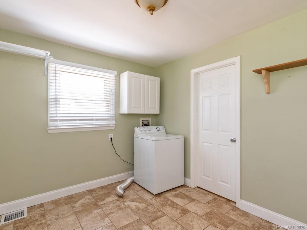 5609 Murrayhill Road Charlotte, NC 28210 - Photo 21 of 27 Gallery Image 21