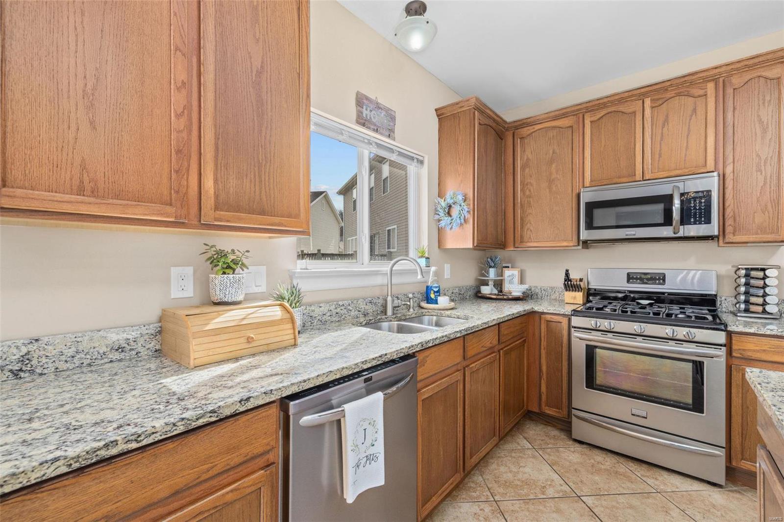 586 Brook Meadow Drive Ballwin, MO 63021 - Photo 17 of 45