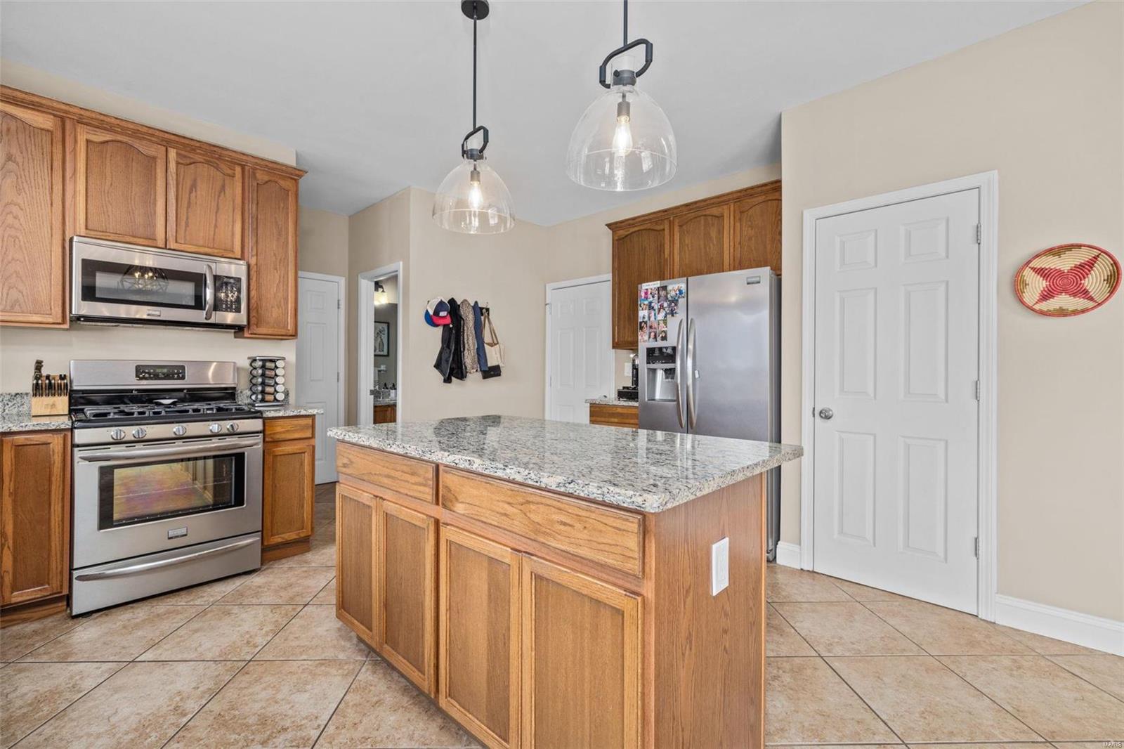 586 Brook Meadow Drive Ballwin, MO 63021 - Photo 23 of 45