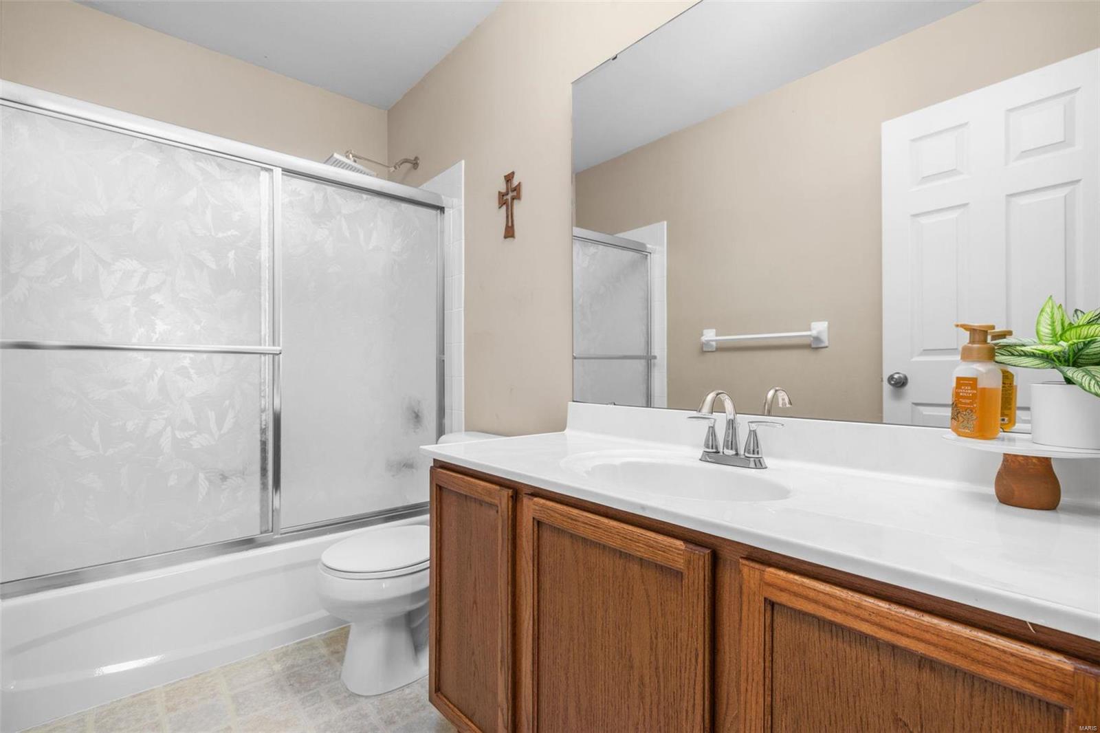 586 Brook Meadow Drive Ballwin, MO 63021 - Photo 34 of 45