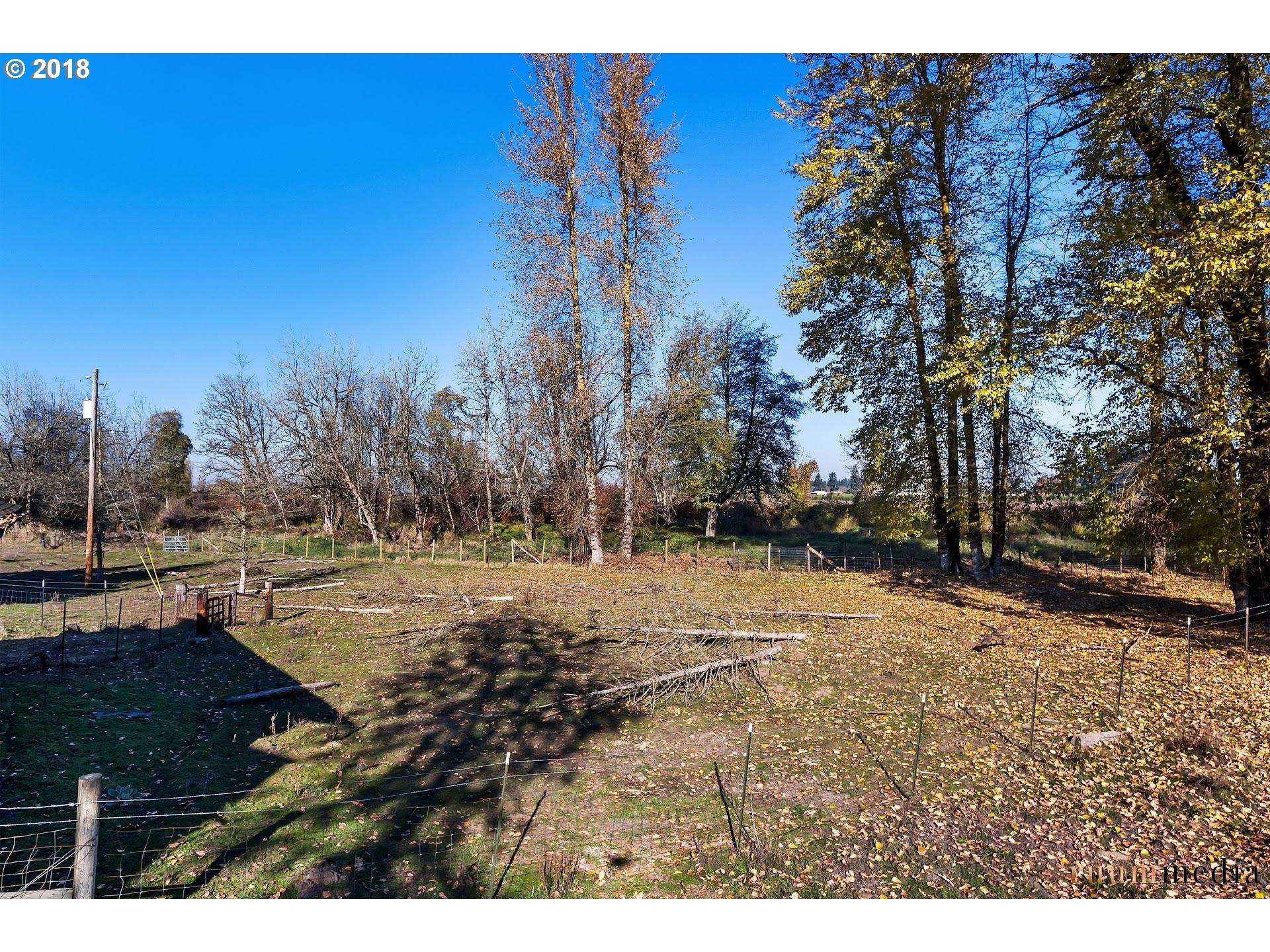 7988 Stayton Road Southeast Turner, OR 97392 - Photo 7 of 22 Gallery Image 7