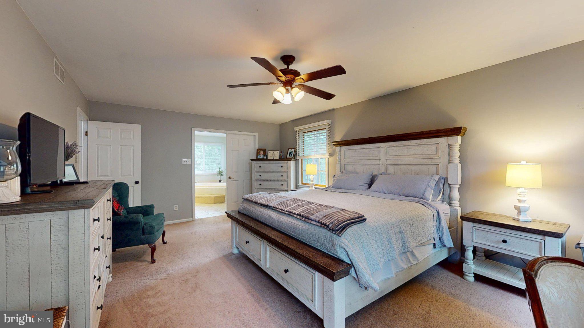 81 Flyatt Road Shamong, NJ 08088 - Photo 20 of 43 Serene bedroom with cozy ambiance.