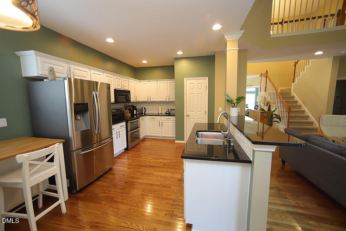 1464 Big Leaf Loop Apex, NC 27502 - Photo 6 of 15 1464 Big Leaf LoopF