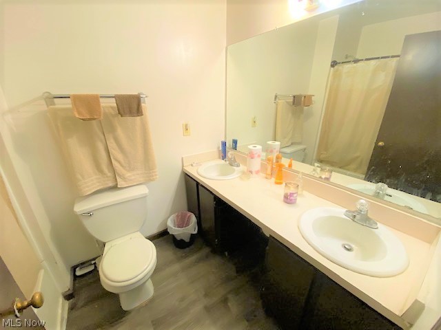 7001 Colfax Road Cleveland, OH 44104 - Photo 17 of 35