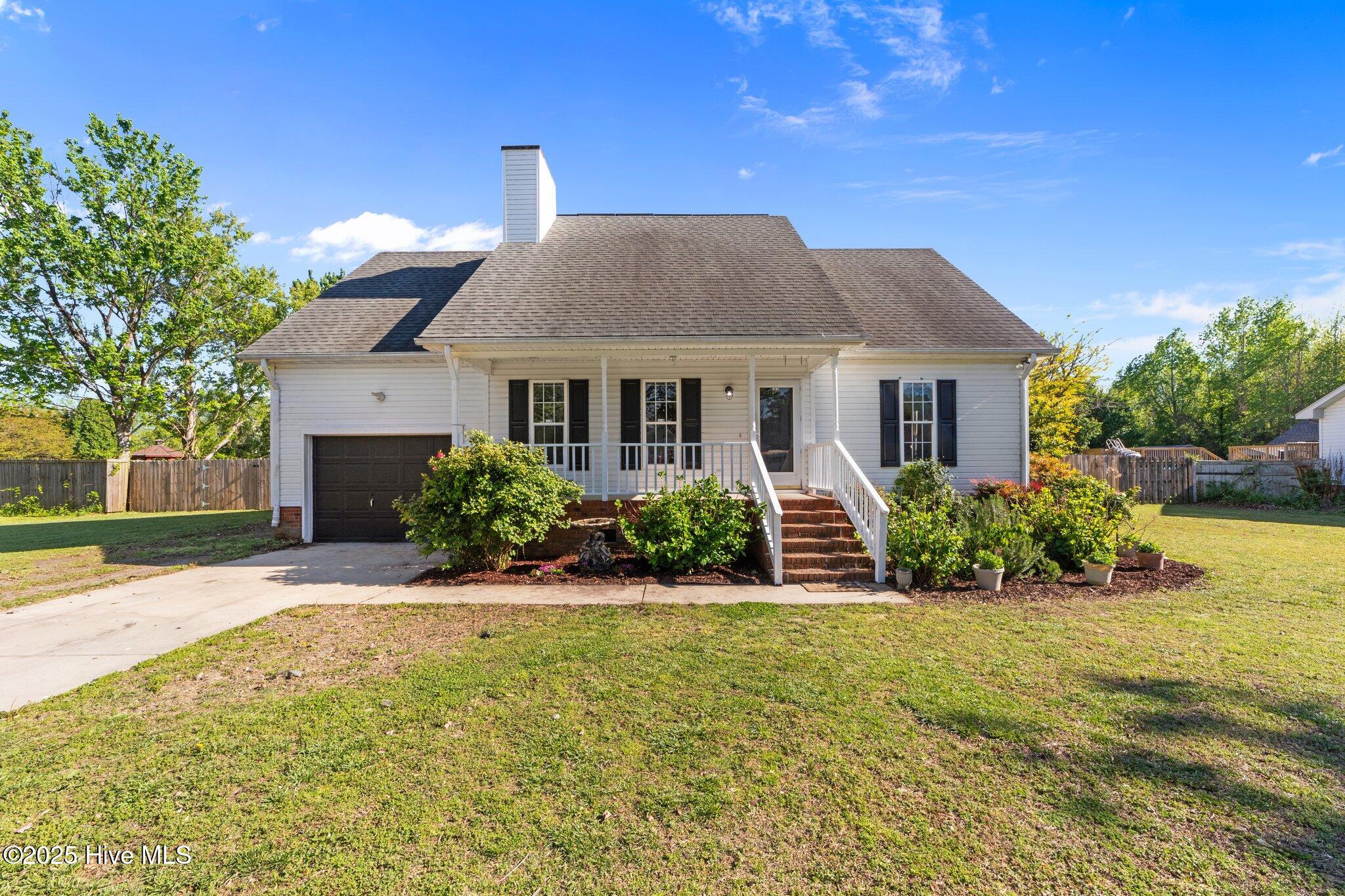 105 Sedgefield Road Moyock, NC 27958 - Photo 2 of 39 36-web-or-mls-_Y9A8087