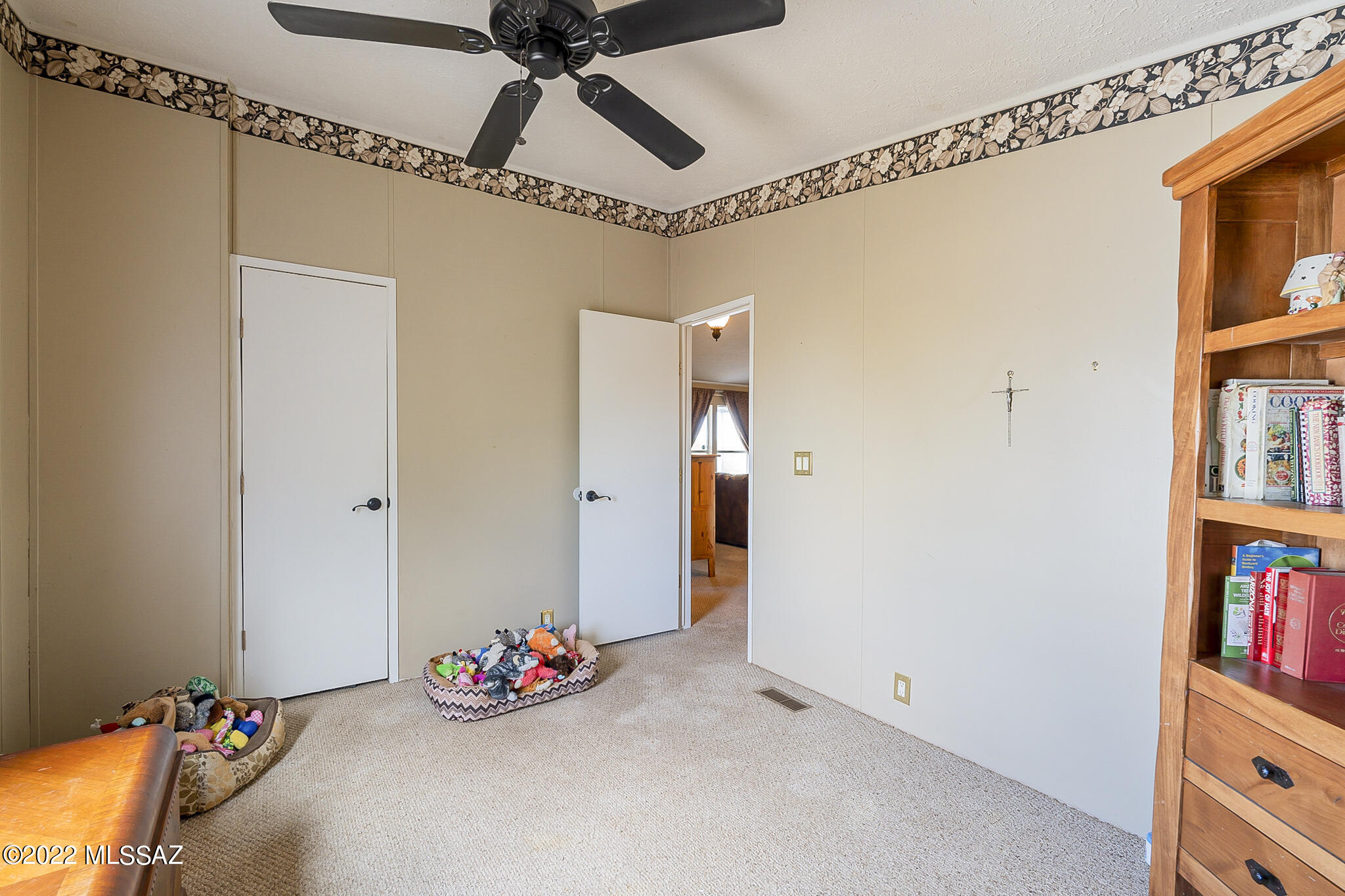 5285 North Puma Road Marana, AZ 85653 - Photo 26 of 46 a view of an entryway