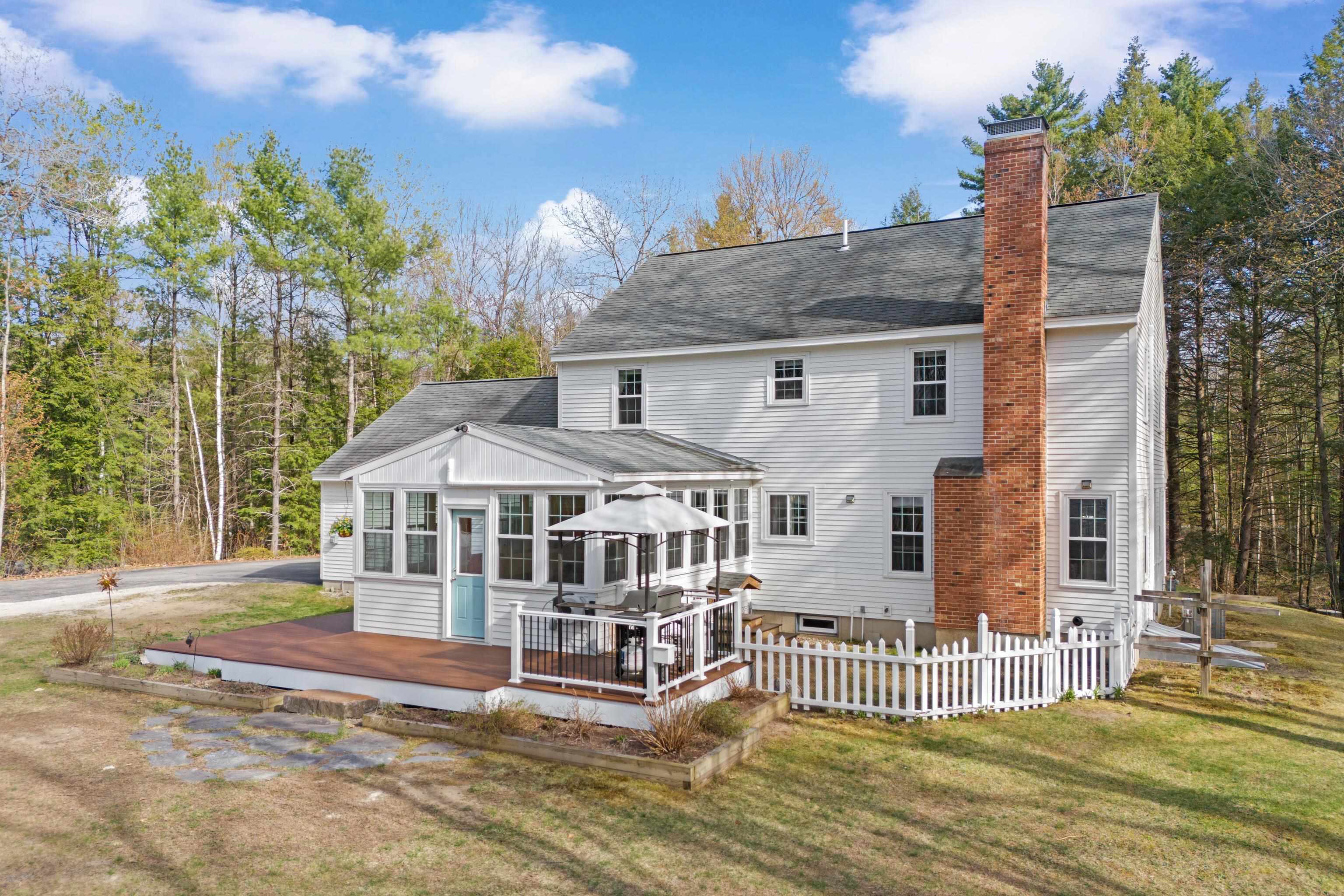 16 Timmins Road Bow, NH 03304 - Photo 2 of 38