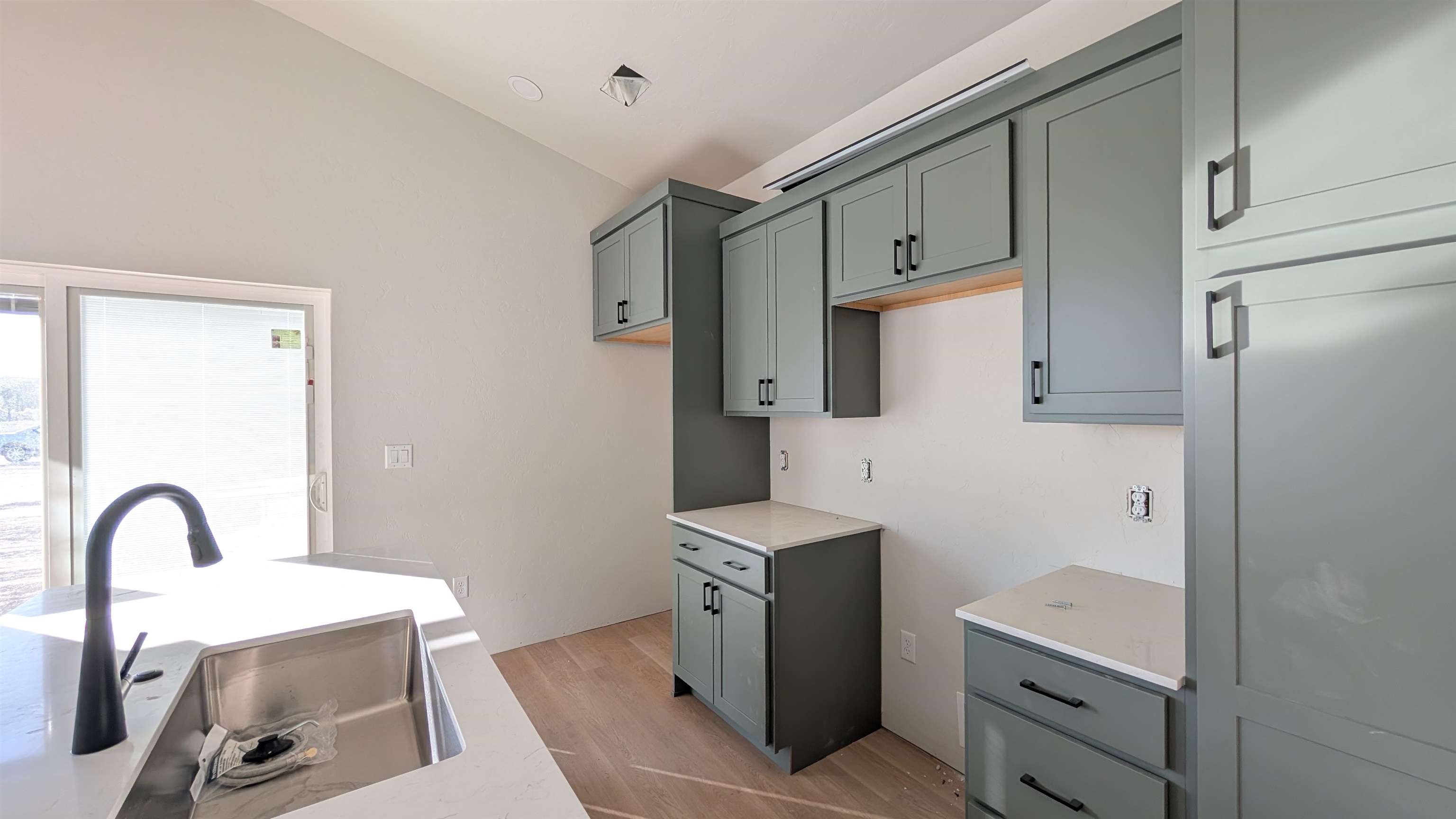 2471 Ross Road, Unit A Grand Junction, CO 81505 - Photo 5 of 13 Gallery Image 5