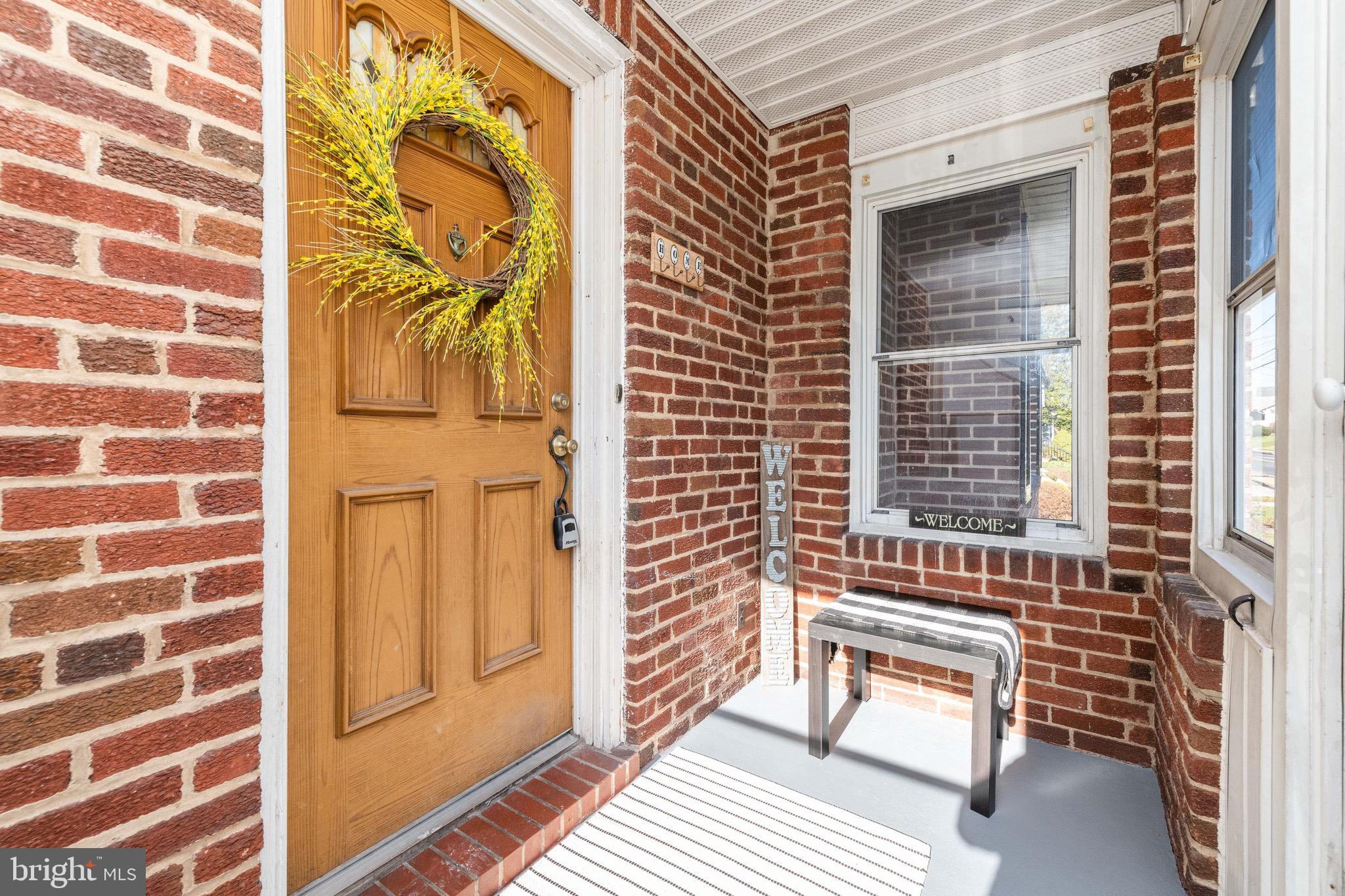 7812 Old Harford Road Baltimore, MD 21234 - Photo 3 of 35 Front entryway
