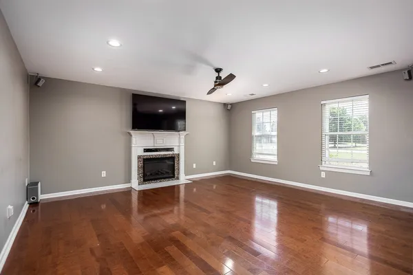 $2,300 | 3002 Arthur Drive, Murfreesboro, TN 37127