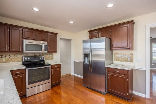 $2,300 | 3002 Arthur Drive, Murfreesboro, TN 37127