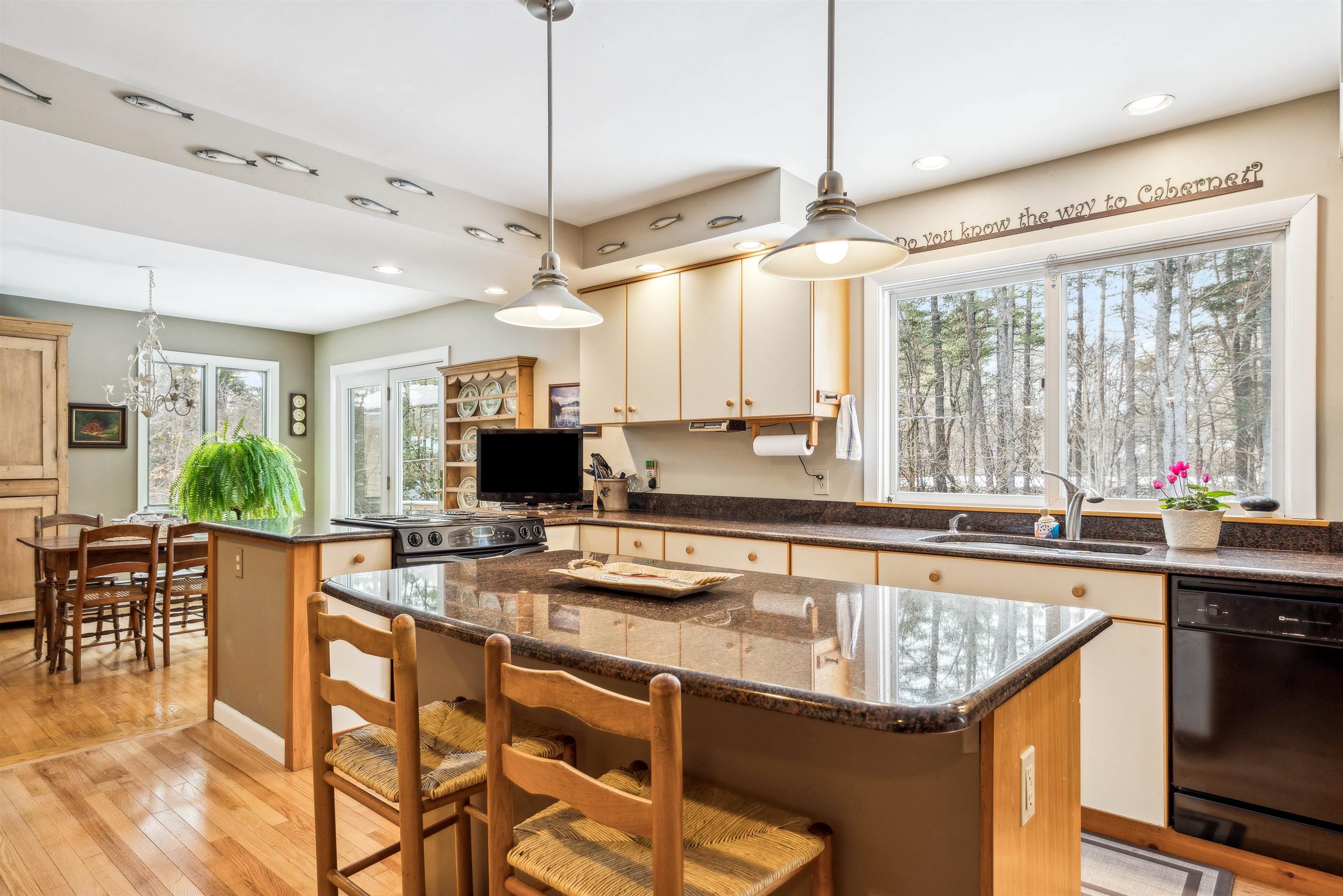 7 Willow Spring Lane Hanover, NH 03755 - Photo 8 of 35 Gallery Image 8