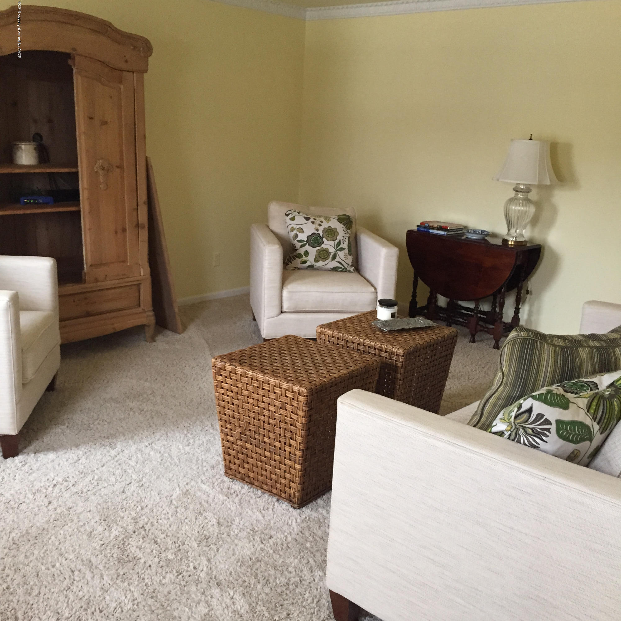 6217 Hanson Road Amarillo, TX 79106 - Photo 2 of 17 2nd living area Hanson
