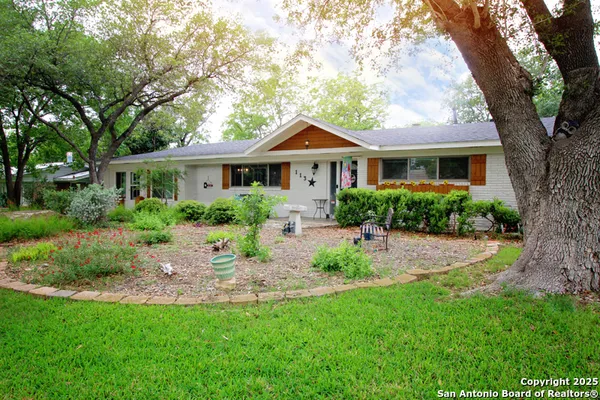 $2,500 | 113 Adobe Drive, Castle Hills, TX 78213