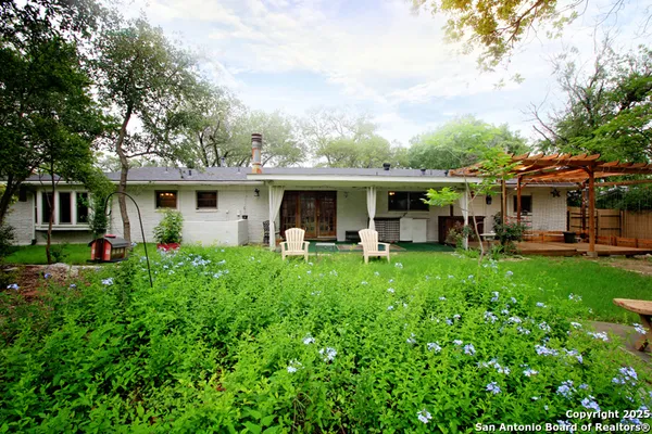 $2,500 | 113 Adobe Drive, Castle Hills, TX 78213
