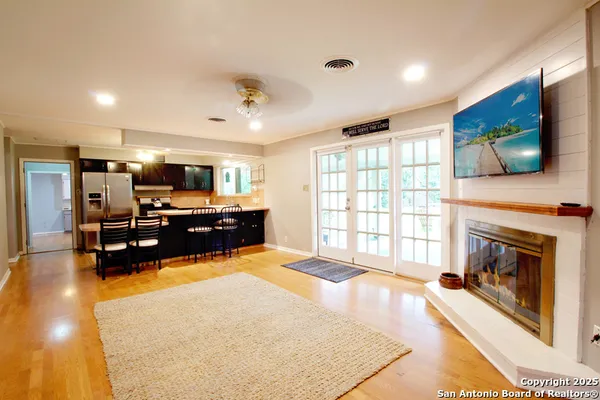 $2,500 | 113 Adobe Drive, Castle Hills, TX 78213