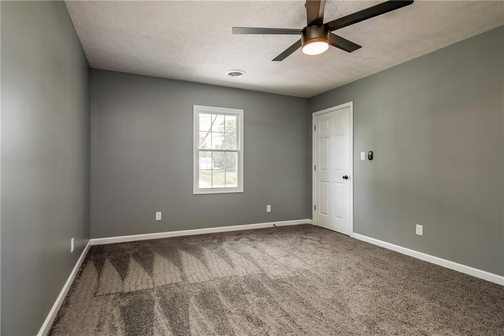 131 West Harrod Road Austin, IN 47102 - Photo 11 of 30 Gallery Image 11