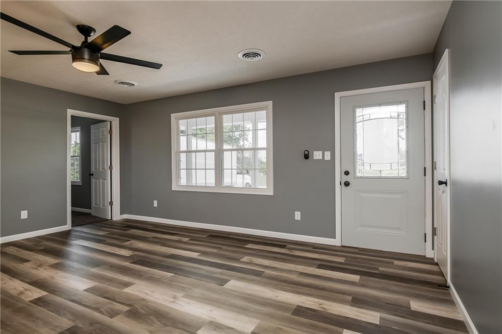 131 West Harrod Road Austin, IN 47102 - Photo 4 of 30 Gallery Image 4
