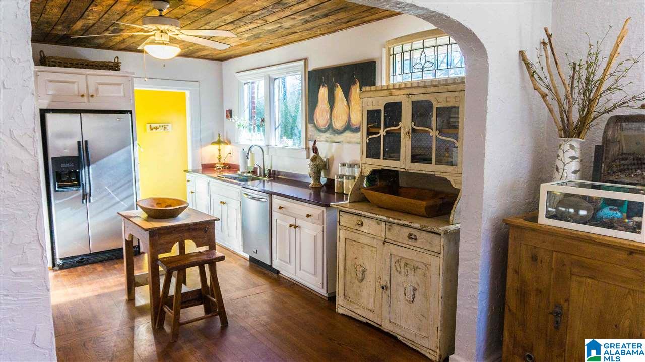 833 Oxmoor Road Birmingham, AL 35209 - Photo 8 of 27