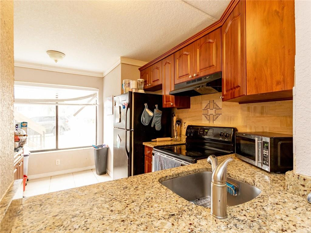 2572 Riverside Drive, Unit 413 Coral Springs, FL 33065 - Photo 20 of 36 Photo 20