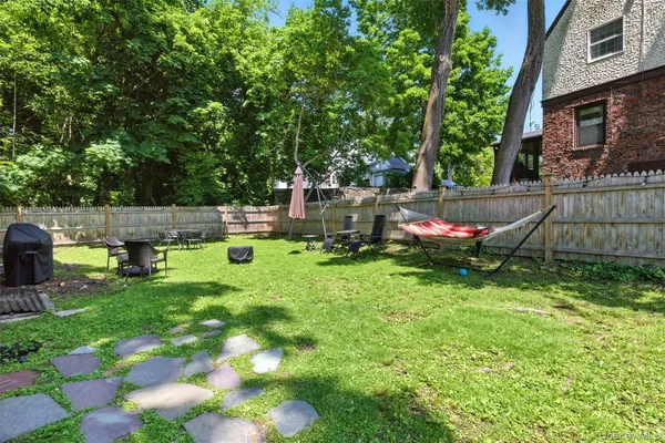 $6,000 | 1 Kennedy Place, Tuckahoe, NY 10707