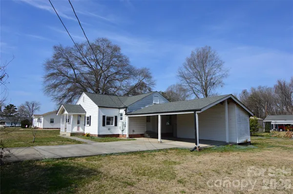 $229,900 | 500 Gann Street, Unit 5156, Lowell, NC 28098