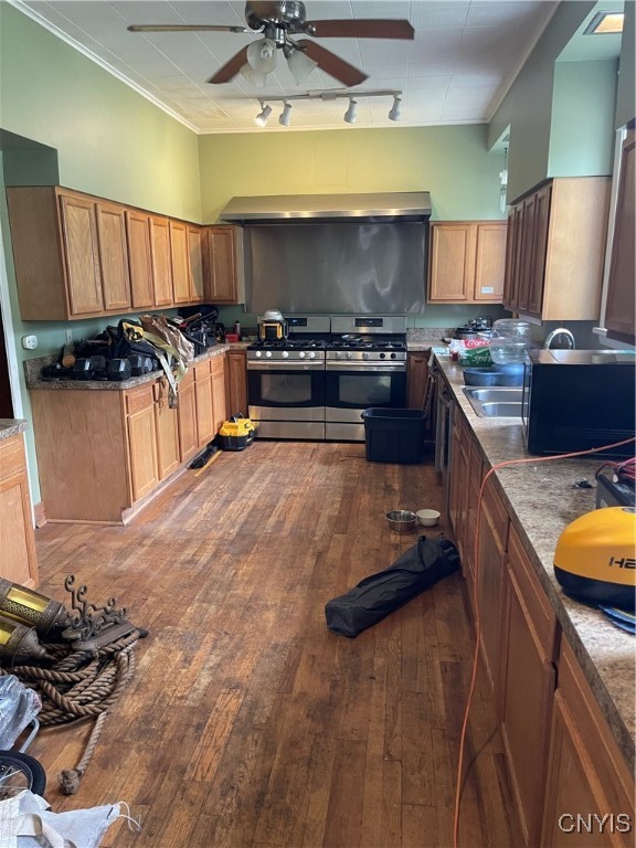 702 Danforth Street Syracuse, NY 13208 - Photo 6 of 32