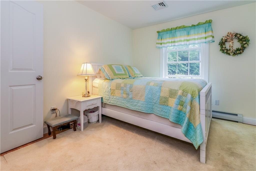 32 Deerfield Road North Berwick, ME 03906 - Photo 19 of 30 Guest Bedroom With Private Full Bath