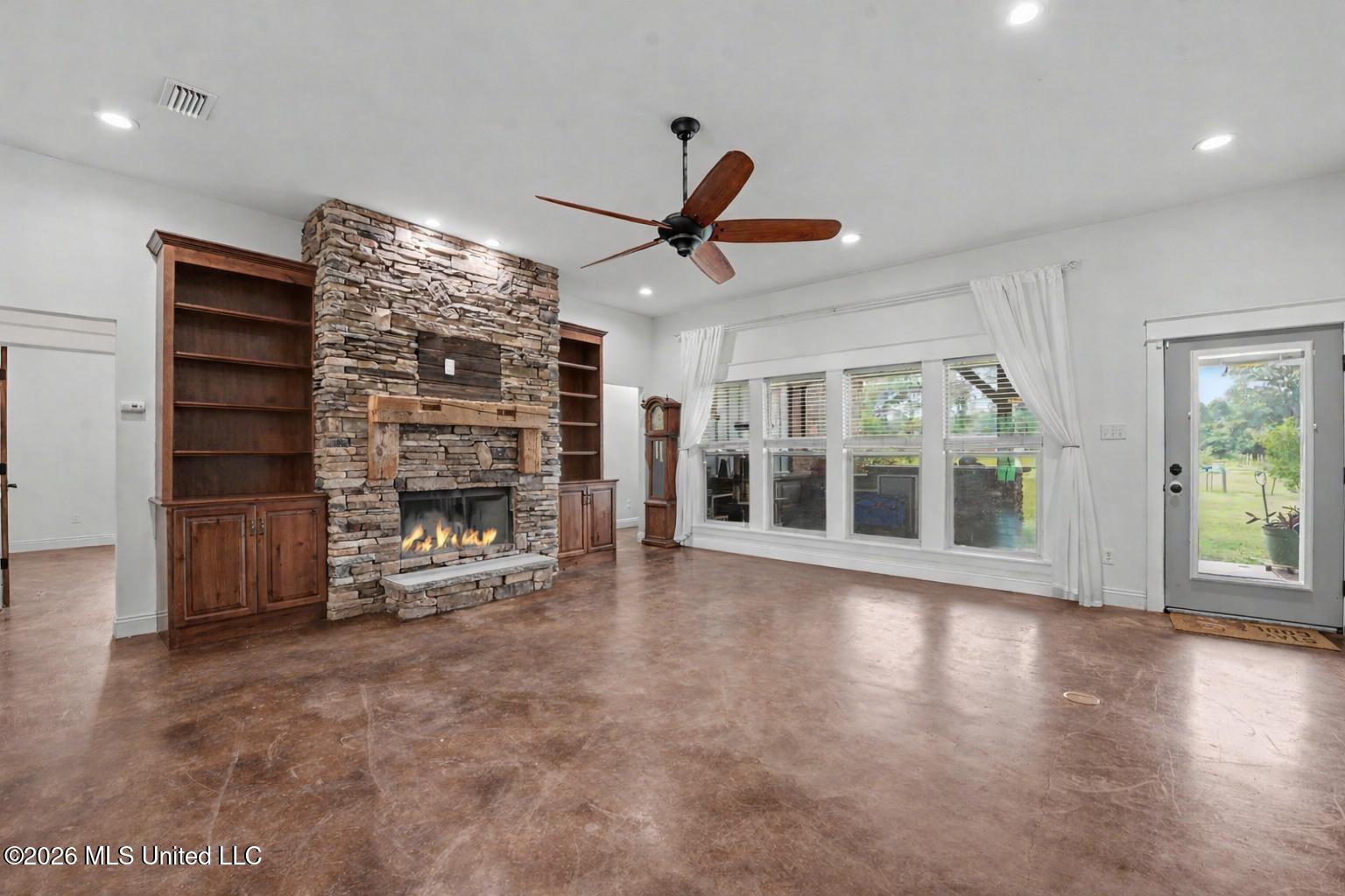 129 Howells Ferry Road Lucedale, MS 39452 - Photo 4 of 40 004