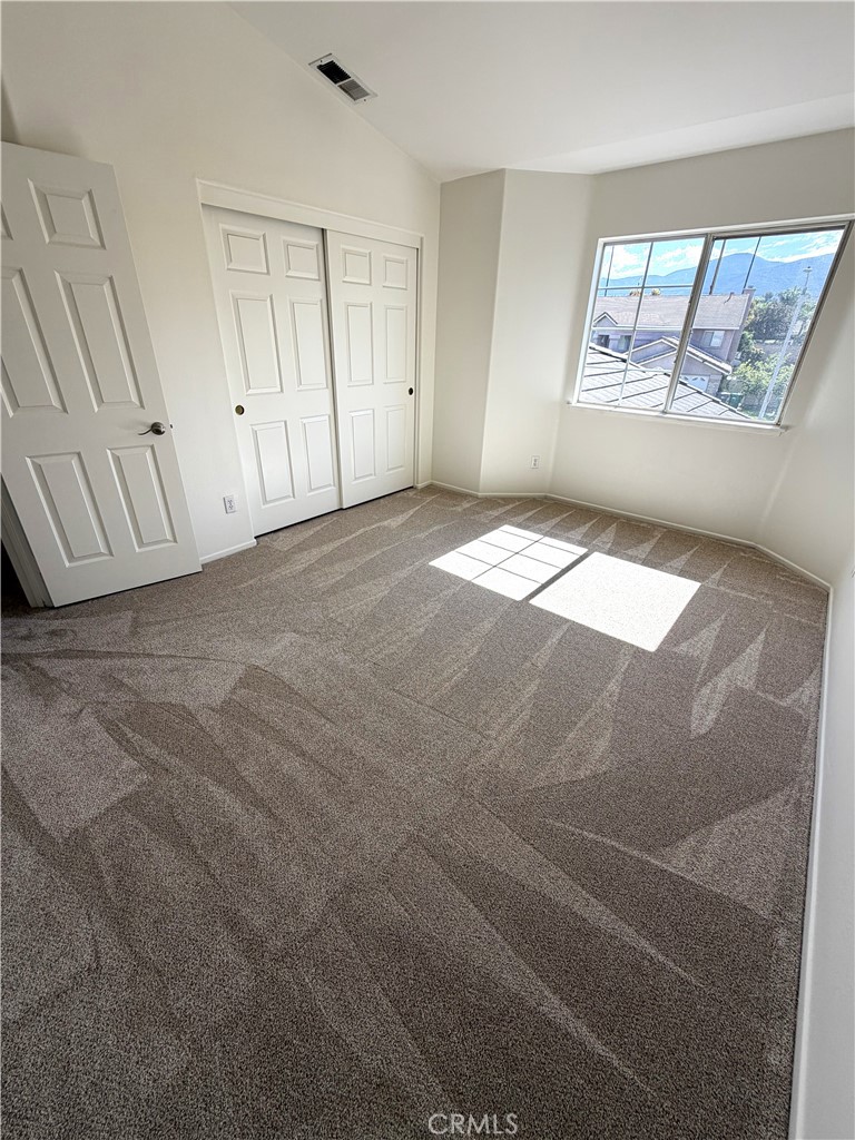 873 Greenridge Road Corona, CA 92882 - Photo 25 of 30 a view of empty room with window
