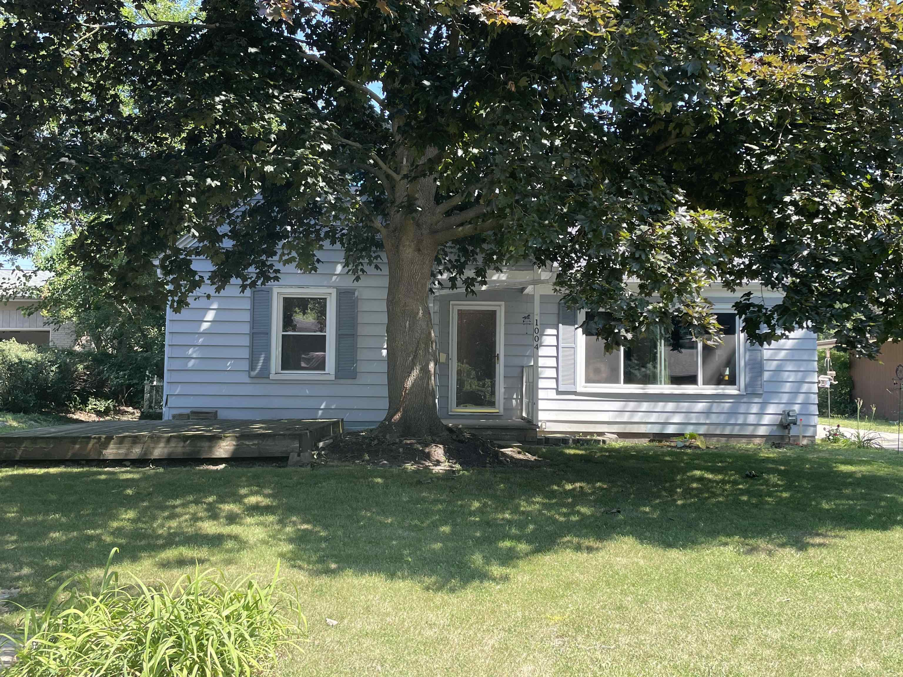 1004 Falkirk Road Alma, MI 48801 - Photo 2 of 23