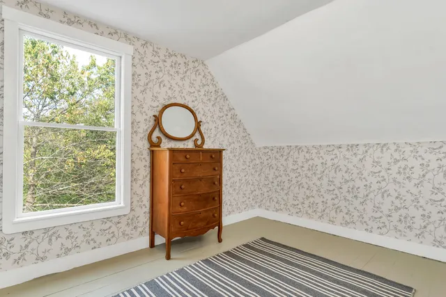 $285,000 | 16 Greenwood Street, West Paris, ME 04289