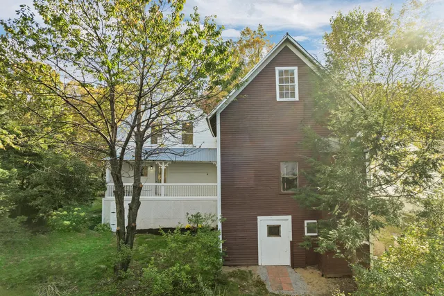 $285,000 | 16 Greenwood Street, West Paris, ME 04289