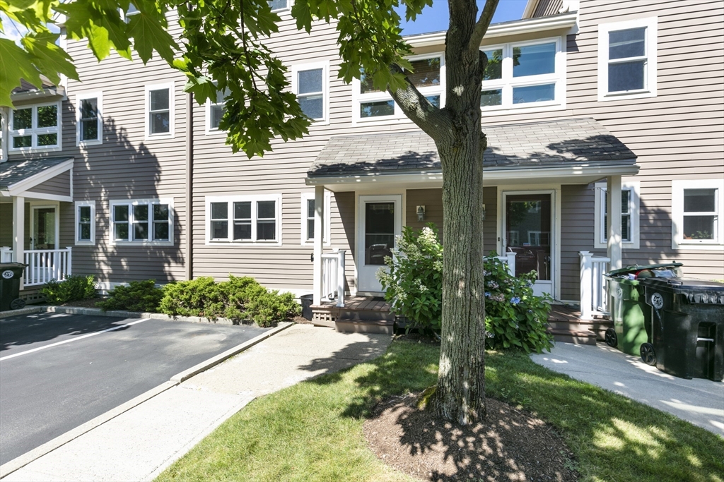 8 Locust Lane, Unit 4 Watertown, MA 02472 - Photo 34 of 42