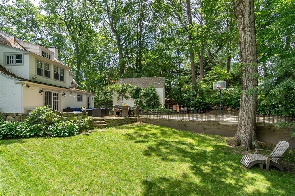 20 Colburn Road Wellesley, MA 02481 - Photo 28 of 31 a view of backyard of house with green space