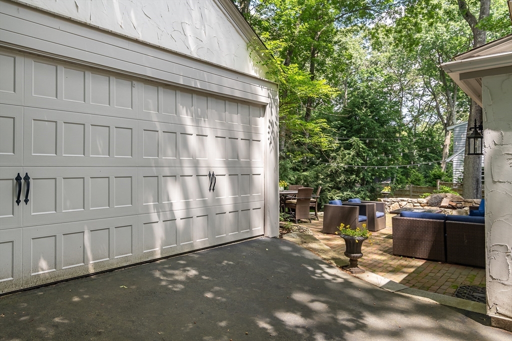 20 Colburn Road Wellesley, MA 02481 - Photo 30 of 31 a backyard of a house with seating space