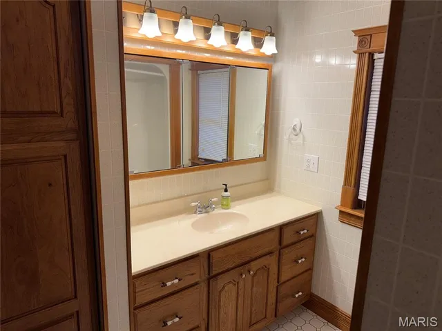 $100,000 | 6423 Highway 184, Royalton, IL 62983