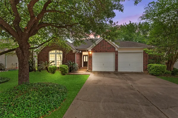 $349,990 | 11619 Cedarvale Lane, Tomball, TX 77377
