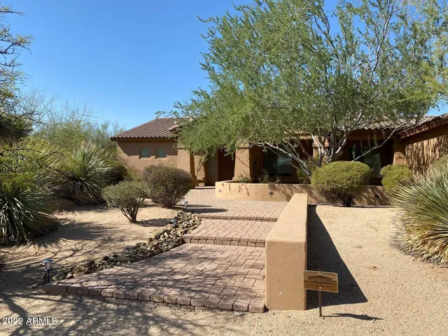 a view of a outdoor space