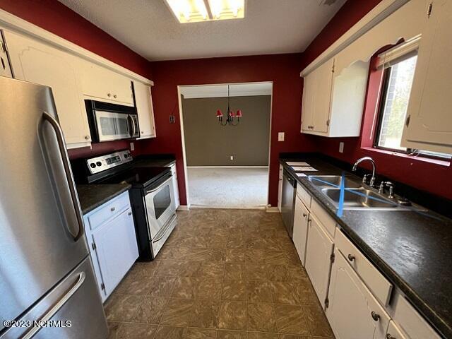 807 Stately Pines Road New Bern, NC 28560 - Photo 3 of 14 Kitchen View 2