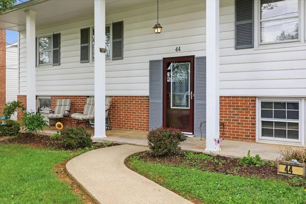 $319,500 | 44 Roller Avenue, Mount Sidney, VA 24467