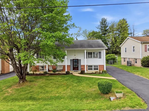 $319,500 | 44 Roller Avenue, Mount Sidney, VA 24467