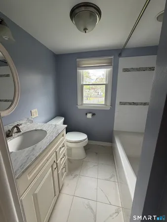 $3,200 | 52 Maple Avenue, North Haven, CT 06473
