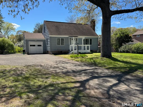 $3,200 | 52 Maple Avenue, North Haven, CT 06473