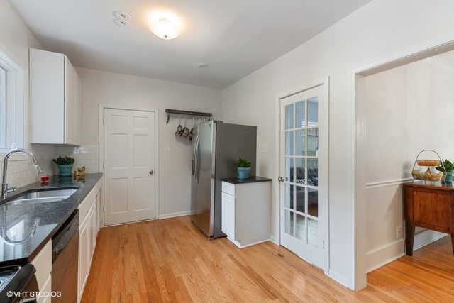 339 Bartram Road Riverside, IL 60546 - Photo 8 of 21
