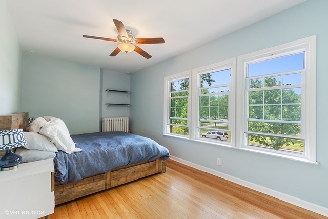 339 Bartram Road Riverside, IL 60546 - Photo 9 of 21