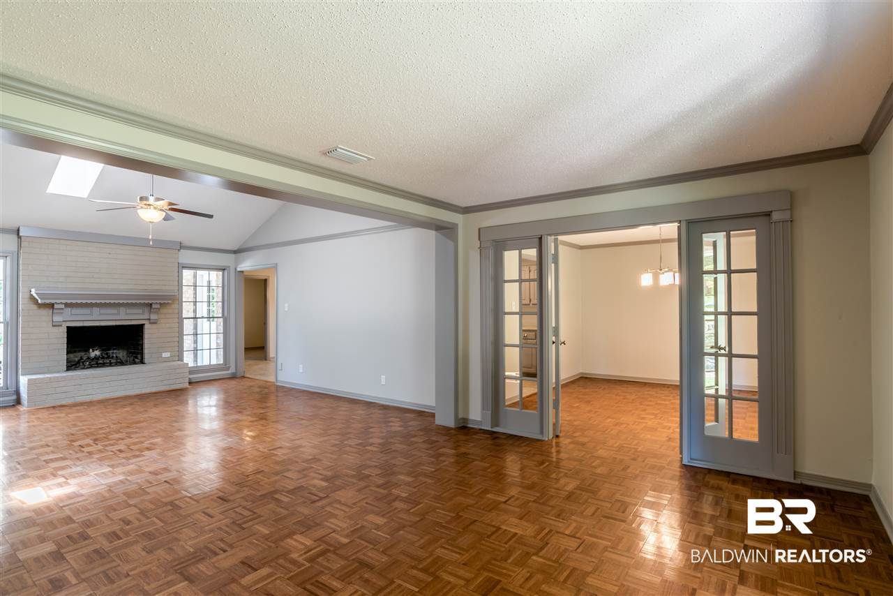 2881 Squire Lane Mobile, AL 36695 - Photo 4 of 38